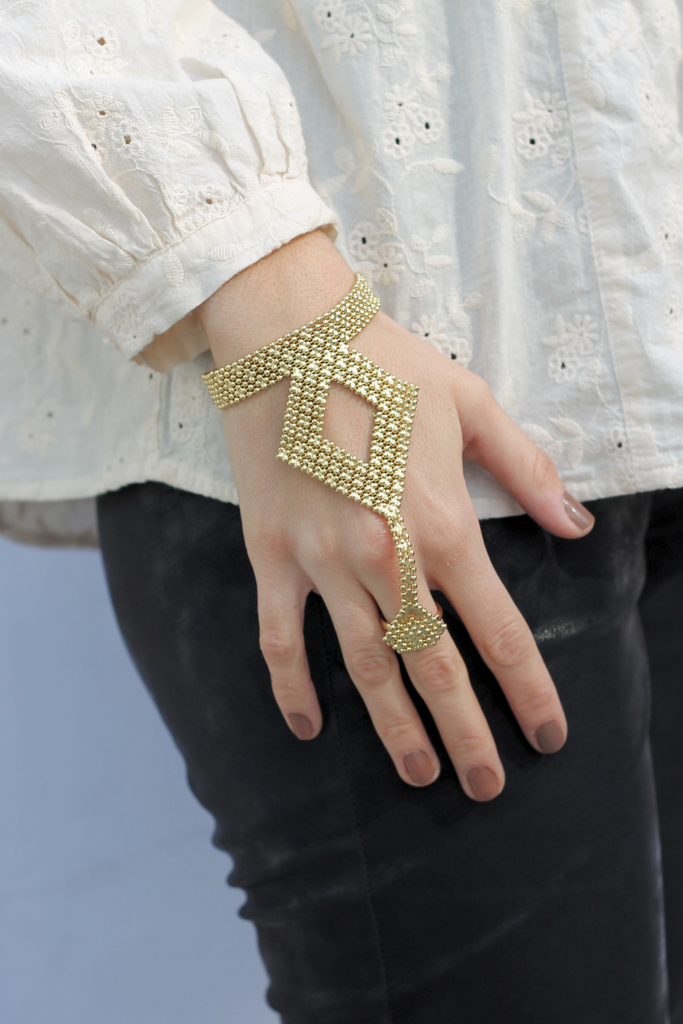 PULSERA ANILLO ORBIT GOLD