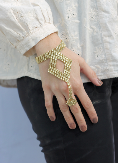 PULSERA ANILLO ORBIT GOLD