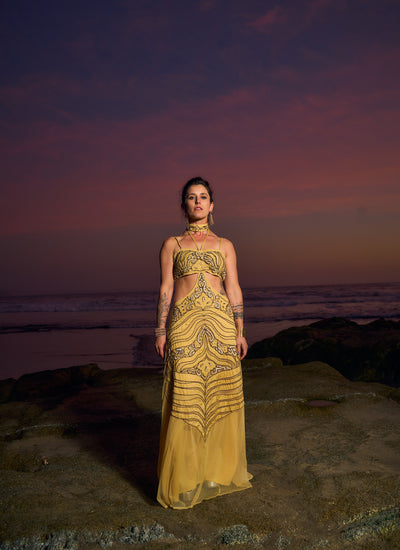 VESTIDO MAXI PIHU GOLD
