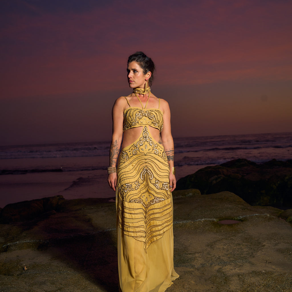 VESTIDO MAXI PIHU GOLD