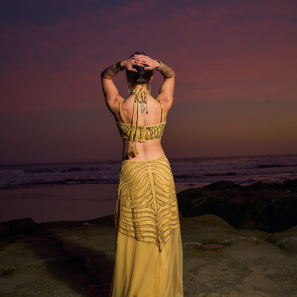 VESTIDO MAXI PIHU GOLD