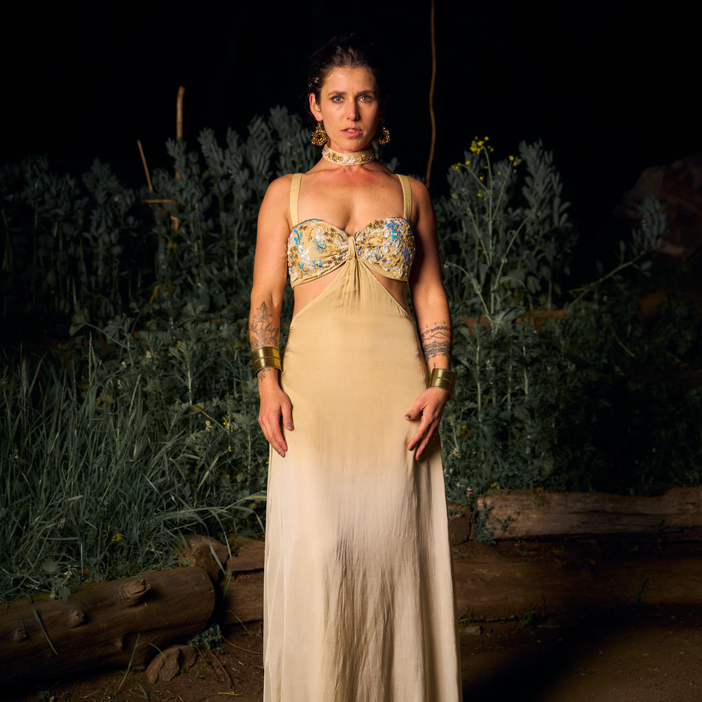 VESTIDO MAXI AMIRA BEIGE