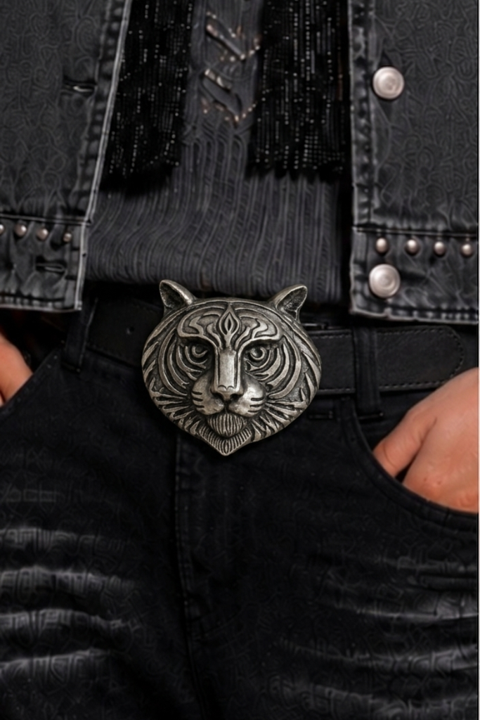 *PREVENTA* CINTURON CUERO TIGER NEGRO/PLATEADO