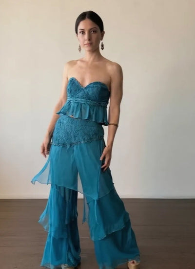 TOP RUFFLE BEACH COLONIAL BLUE